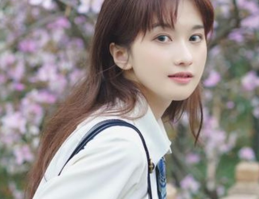 [春心萌动:萌春的参赛界面]嘿,快来帮我投个票吧#22021-04-23春心萌东